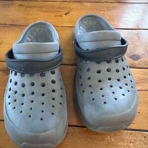 Joybees Perforated Gray Clogs